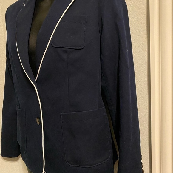 Tommy Hilfiger midnight blue, 2 button blazer, w/pockets, tailored look - Picture 11 of 13
